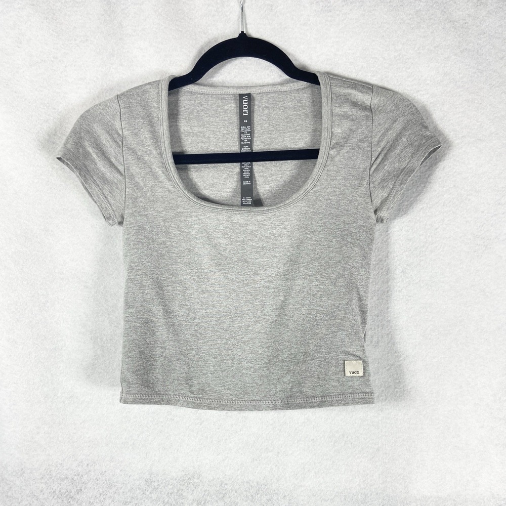 Vuori Halo Crop Top Women's XS Gray Scoop Neck Short Cap Sleeve